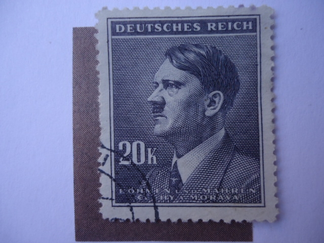 Adolf Hitler 1889-1945