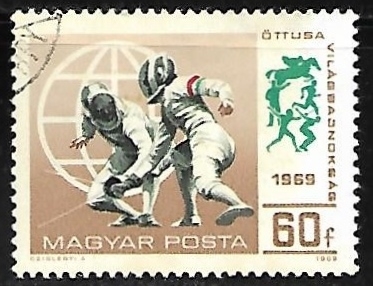  Esgrima