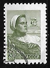 Mujeres recogiendo la cocecha