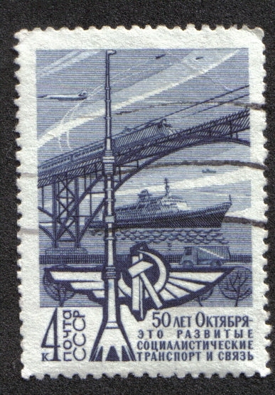 Fundamentos del progreso en la Revolución de Octubre 50 Aniv.