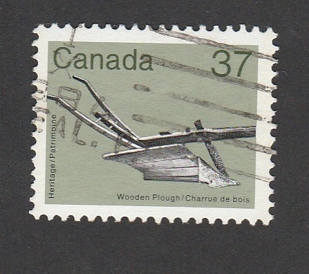 Arado de madera