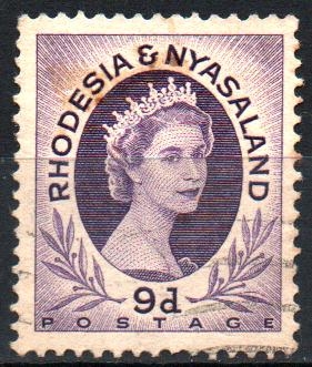 REINA  ELIZABETH  II