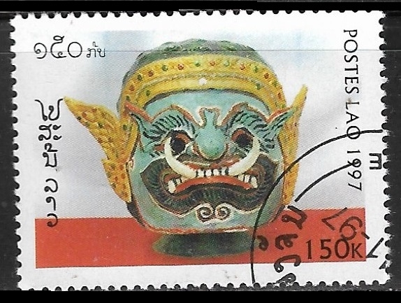 Corona con máscara 