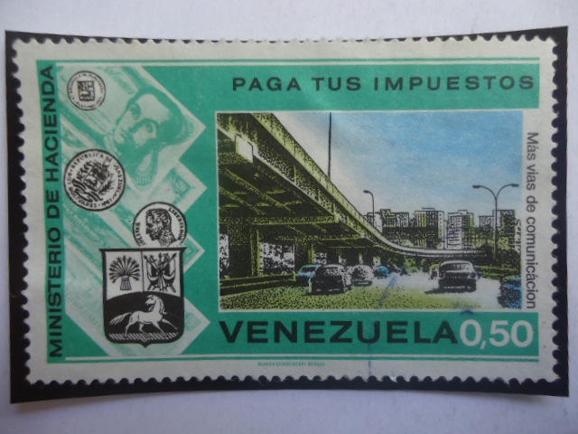 Ministerio de Hacienda-Autopista del Centro de la Ciudad-Paga tus Impuestos-Más Vías de Comunicación