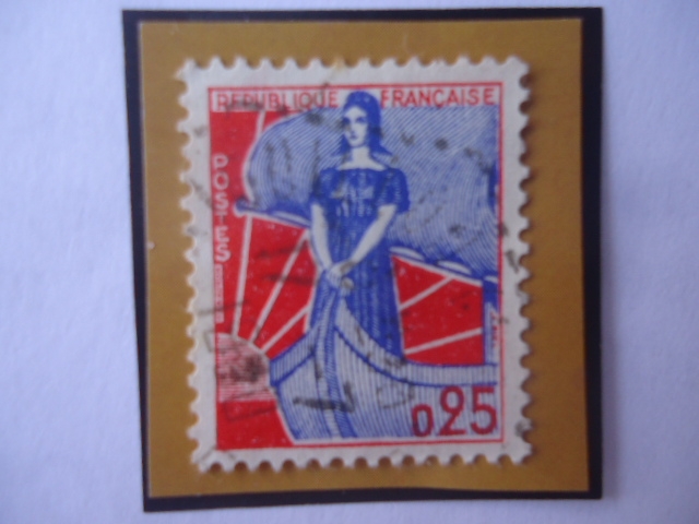 Marianne - Marianne en el Bote- Sello de 0,25 franco Francés, Año 1960.