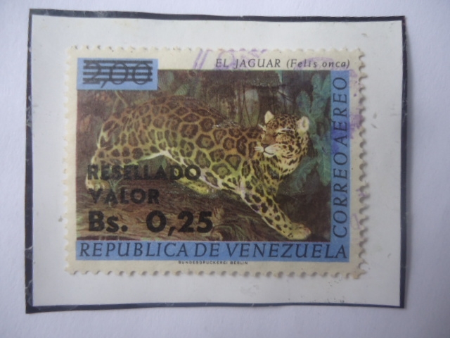 Puma (Felis concolor)- Sello sobretasa de 0,25 sobre Bs 2,00