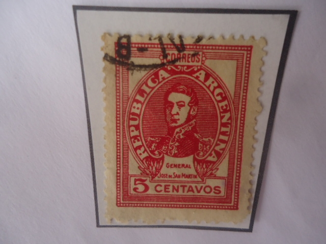 José Francisco de San Martín (1778-1850)- Serie: Argentinos famosos-Sello de 5 Ct. Año 1945.