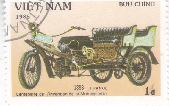 MOTOCICLETA ANTIGUA