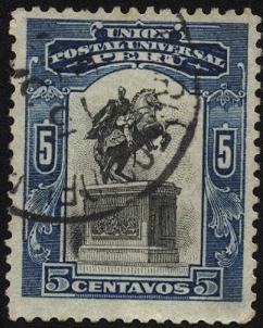 Monumento al Libertador Simón Bolivar en la Plaza del Congreso en Lima.