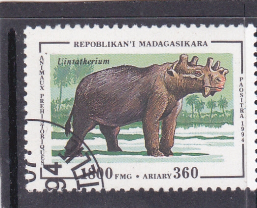 ANIMALES PREHISTÓRICOS- Uintaterium