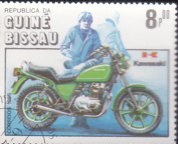 MOTOCICLETA-Kawasaki