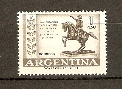 ESTATUA  DE  SAN  MARTÍN